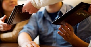 Müşterilerden fazla hesap alan mekanlara büyük ceza