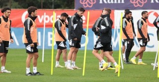 Spor yazarlarından Beşiktaş yorumları