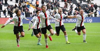 Türkiye Kadın Futbol Tarihinin ilk derbisinin galibi Kartaliçeler!