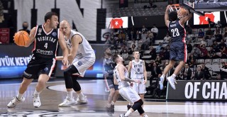 Beşiktaş Icrypex Takımı'nda galibiyet coşkusu