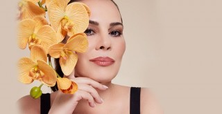 Demet Sağıroğlu'ndan yeni şarkı: Resmen Haksızlık