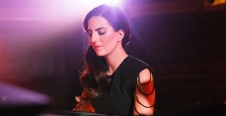 Cumhuriyet Turnesi: AyşeDeniz