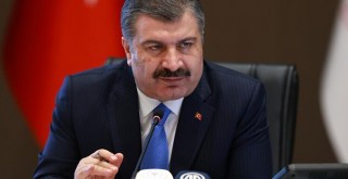 Bakan Koca: Maskenizi takın mesafe kuralına uyun