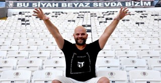 Süleyman Seba için şarkı yazıyor