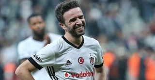 Gökhan Gönül'e yeni sözleşme