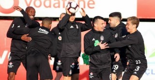 Hazırlıklar devam ediyor