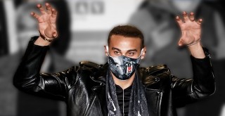 Siyah-beyazlı camiada Cenk Tosun sevinci!