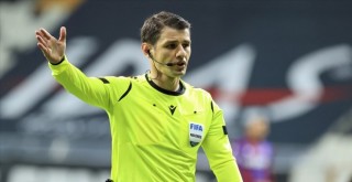 Maçın hakemi Umut Meler