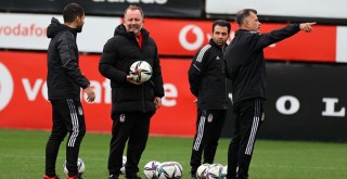 Sergen Yalçın: Geçen yıl zirve yapan takım bu halde olamaz