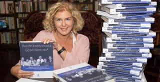 Usta sanatçı Kâmran Yüce’nin arşivi kızı Deniz Yüce Başarır'ın kaleminden: Perde Kapanmasa Görecektiniz