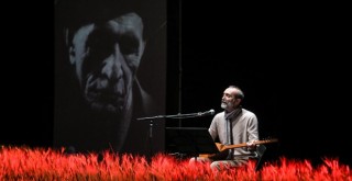 Aşık Veysel, İş Sanat'ta anıldı