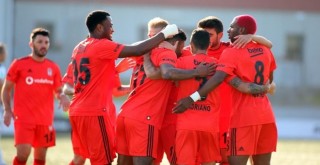 Kara Kartal pençesini çıkardı