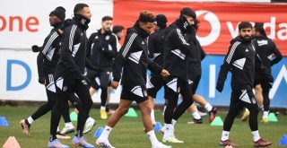 Beşiktaş'ta 3 oyuncu sarı kart ceza sınırında