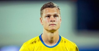 Larin'in yerine Viktor Claesson