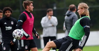 Kartal kondisyon ve taktik çalışıyor