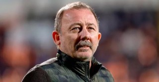 Beşiktaş'tan teklif aldı mı? Sergen Yalçın'dan açıklamalar!