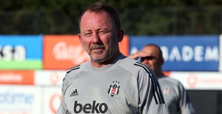 Sergen Yalçın'ın testleri negatif çıktı. Beşiktaş Medya Grup ve Gazeteci İsmail Baştuğ ayrı ayrı geçmiş olsun mesajı yayınladı