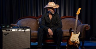 Özgür Aydın’dan blues-rock bir albüm: Perfect Small Times