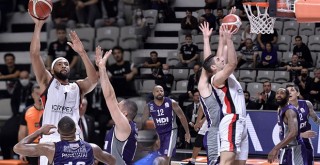 Beşiktaş Icrypex Takımı galip geldi