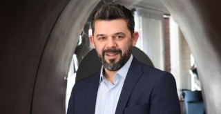 Beşiktaşlı iş insanı Temel Borga Budak, deprem bölgesinde halen büyük sorunlar yaşandığına dikkat çekti!