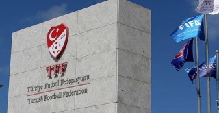 TFF karıştı! Dört Büyükler imza vermedi!