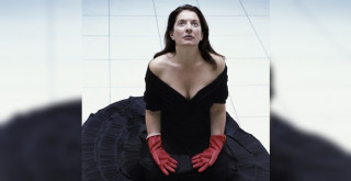 Sanat adına 1 milyon volt elektrik ile kendini yükleyecek