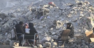 Depremzedelere destek ödemeleri başladı