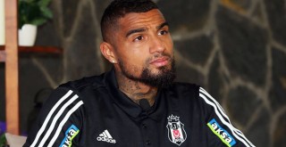 Düşünmeden kabul ettim