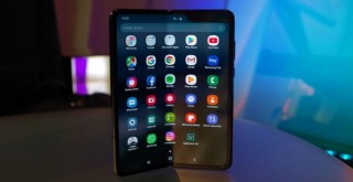 Samsung'un katlanabilen telefonu: Galaxy Fold