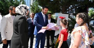 ÖZEL HABER: Genç Başkan arı gibi çalışıyor! Bayram seyran dinlemiyor!