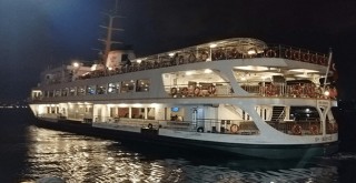 Gece vapuru seferleri başladı