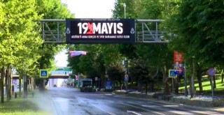 Yasağın son gününde yollar ve meydanlar bomboş