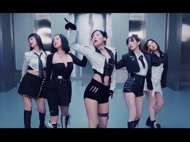 Red Velvet - WILDSIDE