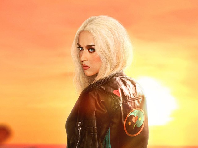 Katy Perry - Harleys In Hawaii