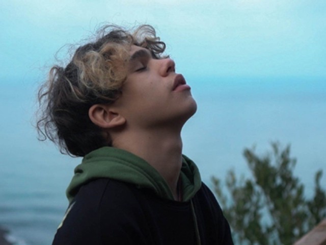 Alper Erözer - Kafa Rahat