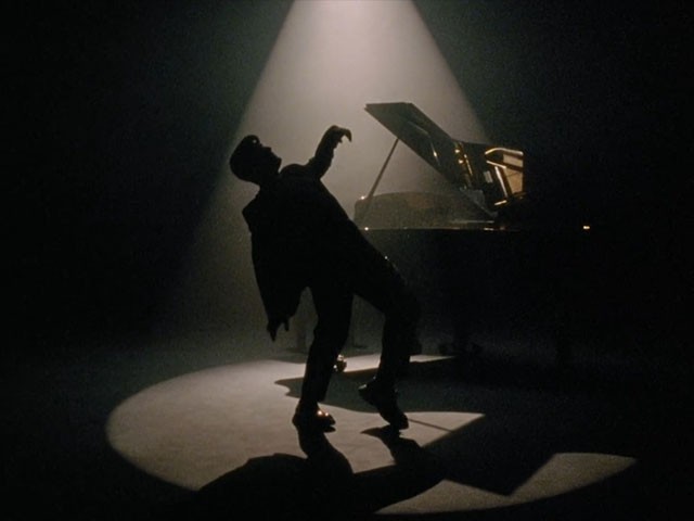 Gjon's Tears - Silhouette