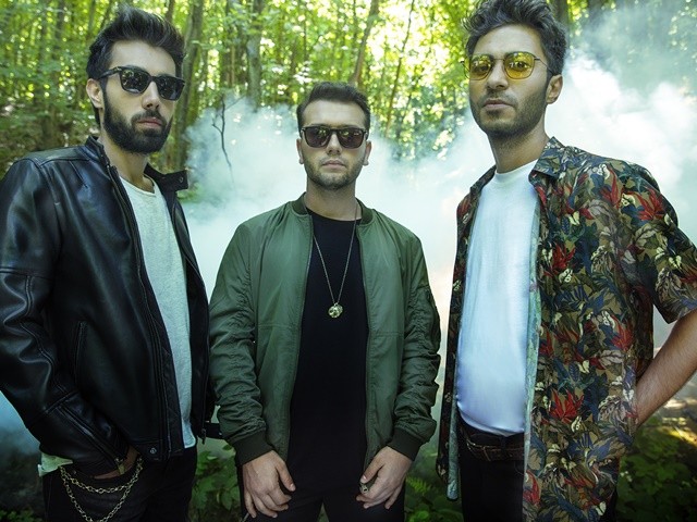 Tarık Sarul - Herkes Kendi Kafasını Yaşıyor ft. Sarih