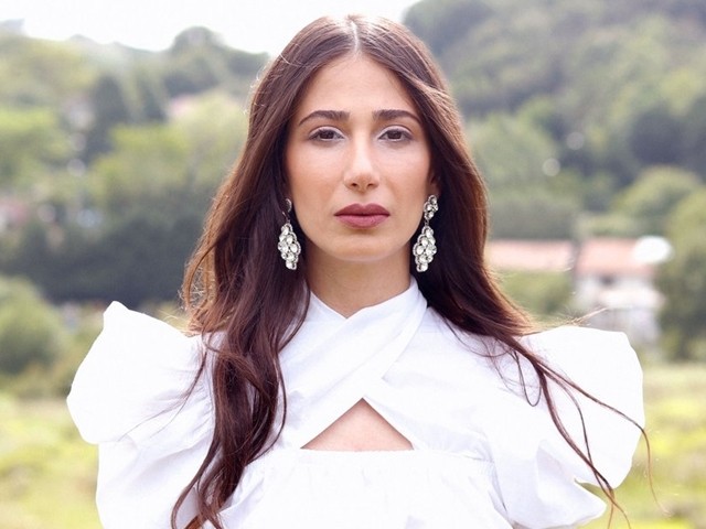 Esin İris - Dans Edelim mi