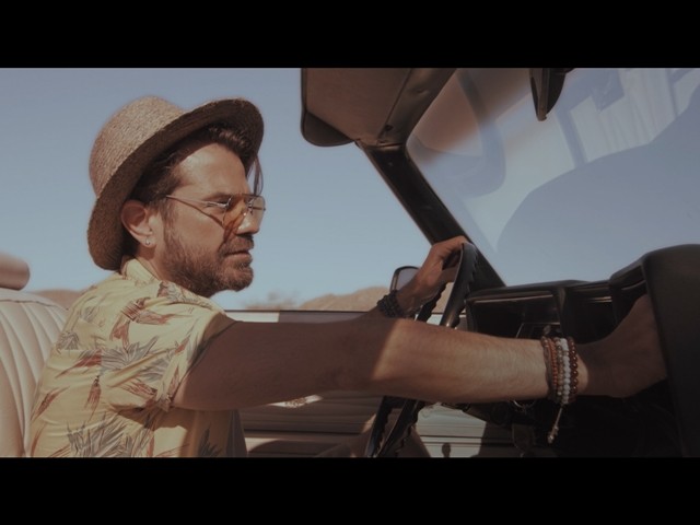 “Boş Sayfa” adlı şarkısına California’da klip