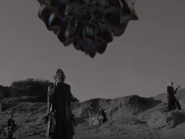 DIAURA - 断頭台から愛を込めて