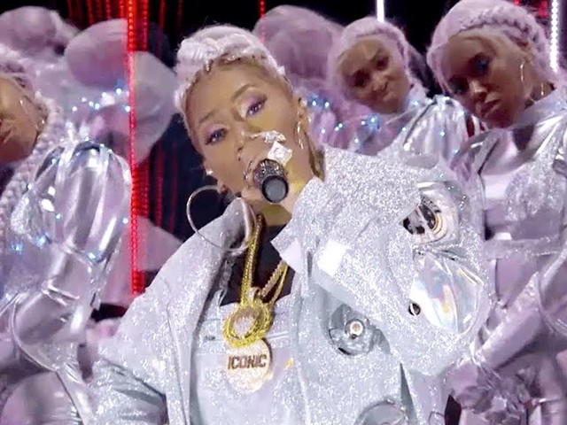 Missy Elliott -  'Get Ur Freak On', 'Lose Control' & More 2019 MTV VMA performansı