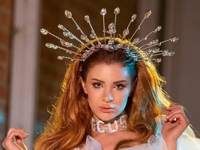 Feride Hilal Akın - Yok Yok