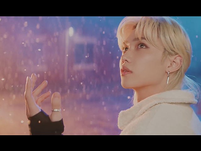 Stray Kids - Winter Falls