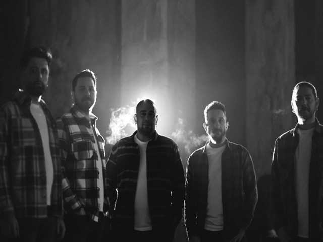 Kum U Kuflet - Yuh Yuh