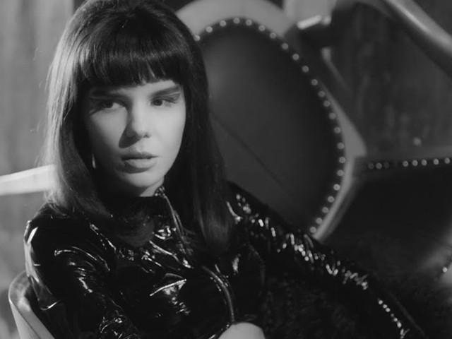 Gaye Su Akyol - Bir Yaralı Kuştum