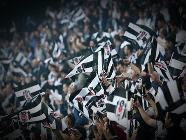 Gururlan Burası Beşiktaş