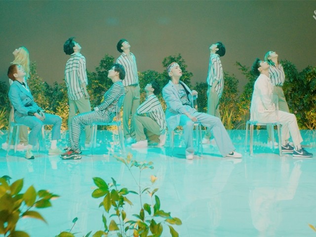 SHINee geri döndü!