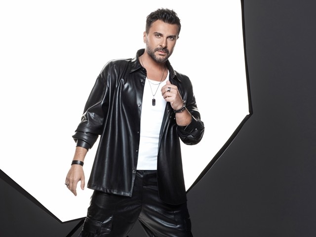 Gökhan Tepe - Aşık Kalbin Biliyor