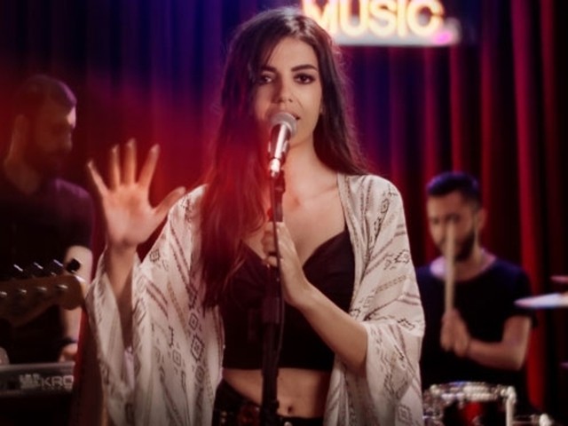 Melisa Uzunarslan - İstanbul'a Gömdüm