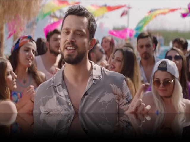 Murat Boz  Geç Olmadan müzik videosu